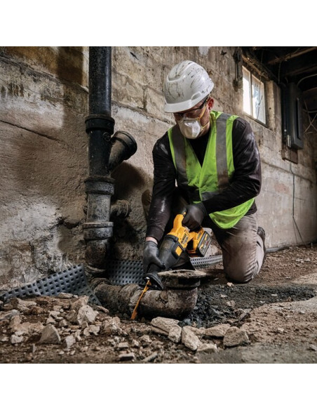 Dewalt Dcs389Nt Piła Szablasta 3000 Spm Żółty