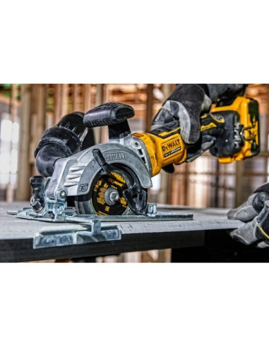 Dewalt Dcs691N-Xj Przenośna Pilarka Tarczowa 11,5 Cm Czarny, Żółty 4500 Rpm 800 W