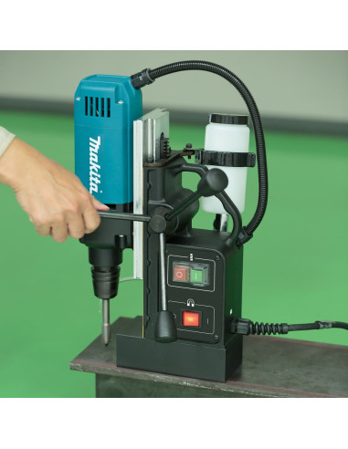 Makita. Wiertarka Magnetyczna 1050W Hb350