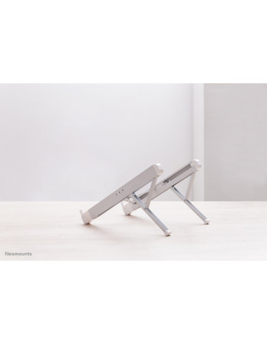 Neomounts By Newstar Nsls010 Stojak Na Notebooka 43,2 Cm (17") Podstawka Na Notebooka Srebrny