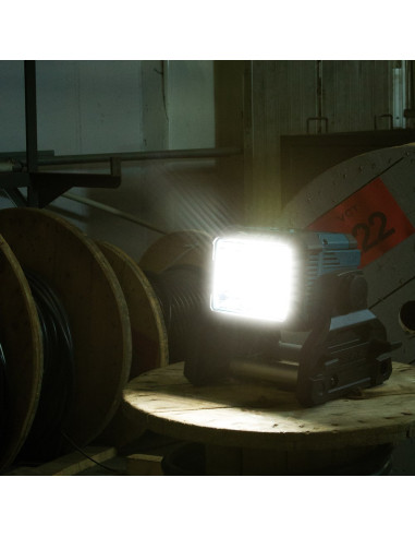 Lampa Budowlana Led 14,4/18V /Ac230V