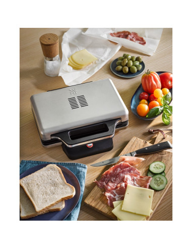 Opiekacz Do Kanapek Wmf Lono 415150011 (800W  Kolor Srebrny)