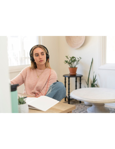 Poly Zestaw Słuchawkowy Blackwire 8225 Stereo Usb-C Z Certyfikatem Microsoft Teams + Przejściówka Usb-C/A