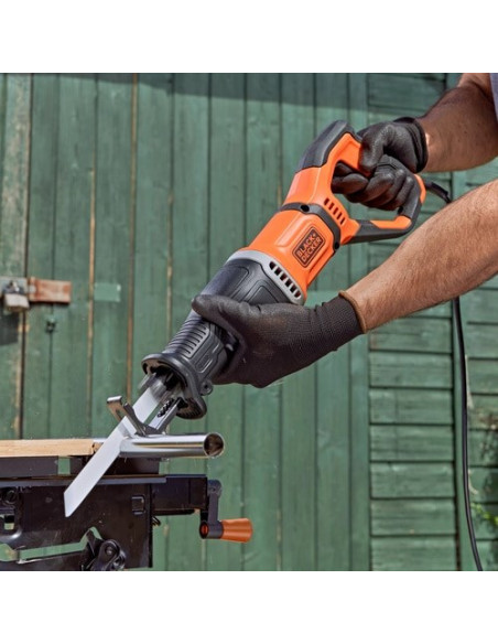 Piła Szablasta Bes301K-Qs Black+Decker