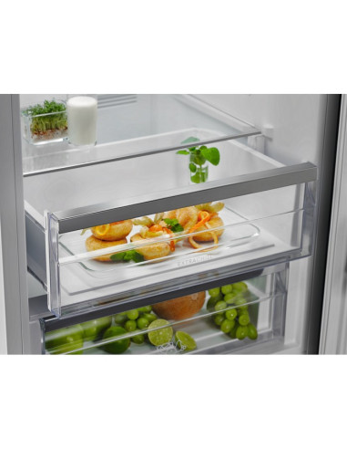 Chłodziarko-Zamrażarka Electrolux Lnc7Me32X3