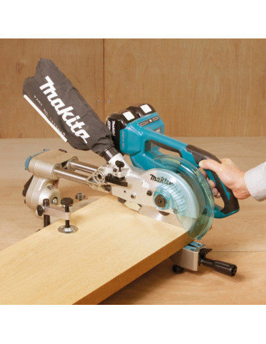 Makita.piła Ukośnica 2X18V Dls714Nz 190Mm Bldc