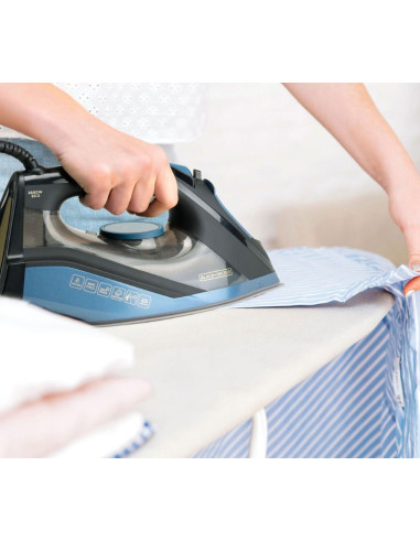 Żelazko Parowe Black+Decker  Bxir2801E (2800W  Czarny)