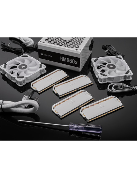Corsair Dominator Cmt64Gx5M2B5600C40W Moduł Pamięci 64 Gb 2 X 32 Gb Ddr5 5600 Mhz