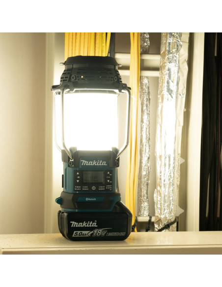 Lampa Turystyczna Z Radiem Dmr056 Makita