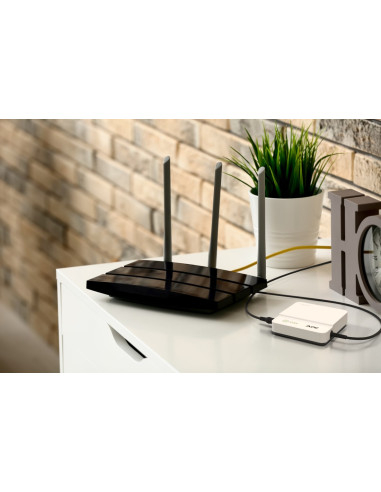 Apc Cp12036Li Zasilacz Ups 36 W