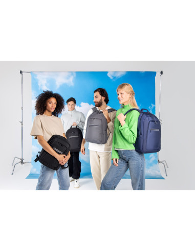 Rivacase Plecak Na Laptop 13,3-14 Alpendorf Eco, Czarny, Materiał Wodoodporny, Eko Rpet, Kieszenie Na Smartfon, Dokum.,Akces.