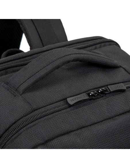 Rivacase 8461 43,9 Cm (17.3") Plecak Czarny