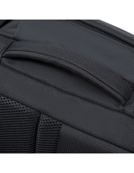 Rivacase 8461 43,9 Cm (17.3") Plecak Czarny