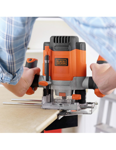 Frezarka Górnowrzecionowa 1200Wblack+Decker Kw1200E