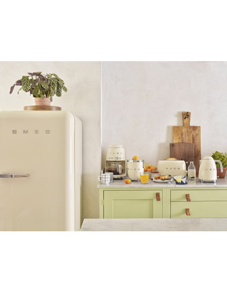 Smeg Klf03Creu Czajnik Elektryczny 1,7 L 2400 W Kremowy