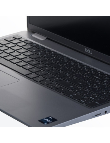 Dell Latitude 5530 I5-1250P 16Gb 256Gb Ssd 15" Fhd Win11Pro + Zasilacz Używany