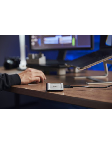 Dysk Zewnętrzny Ssd Kingston Xs2000 (2Tb  Usb 3.2  Srebrny  Sxs2000/2000G)