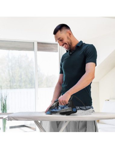 Żelazko Parowe Black+Decker Bxir2606E