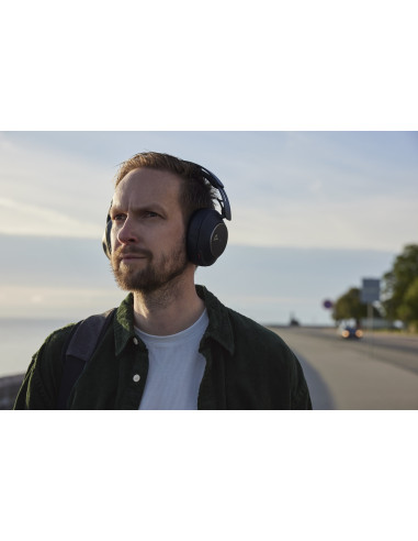 Poly Zestaw Słuchawkowy Voyager Surround 85 Uc Usb-C + Przejściówka Usb-C/A + Podstawka Ładująca