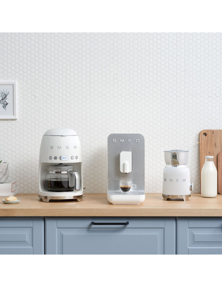 Smeg Mff11Wheu Spieniacz / Podgrzewacz Do Mleka Automatyczny Spieniacz/Podgrzewacz Do Mleka Biały
