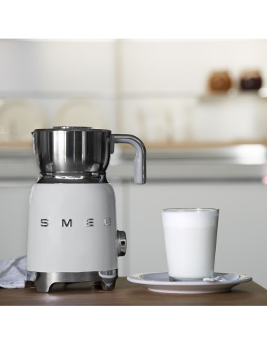Smeg Mff11Wheu Spieniacz / Podgrzewacz Do Mleka Automatyczny Spieniacz/Podgrzewacz Do Mleka Biały