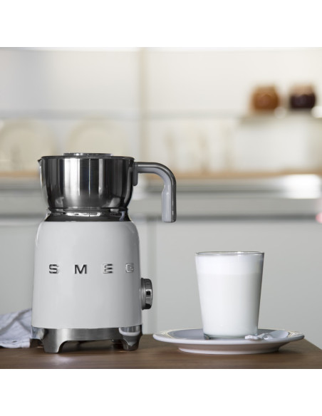 Smeg Mff11Wheu Spieniacz / Podgrzewacz Do Mleka Automatyczny Spieniacz/Podgrzewacz Do Mleka Biały