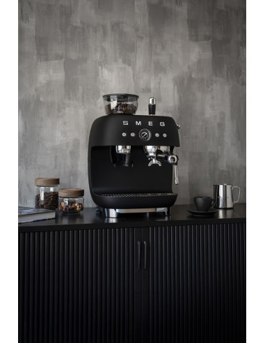 Smeg Egf03Blmeu Ekspres Do Kawy Ręczny Ekspres Do Espresso 2,4 L
