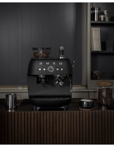 Smeg Egf03Blmeu Ekspres Do Kawy Ręczny Ekspres Do Espresso 2,4 L