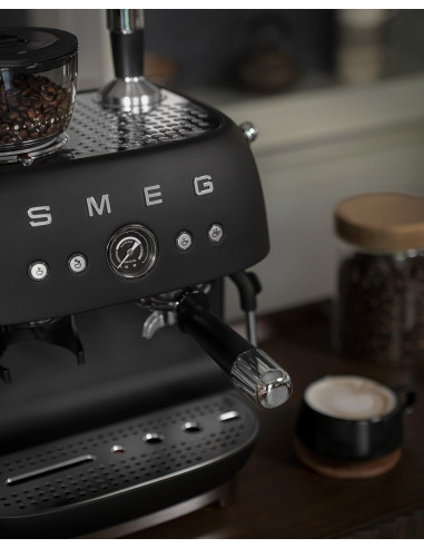 Smeg Egf03Blmeu Ekspres Do Kawy Ręczny Ekspres Do Espresso 2,4 L