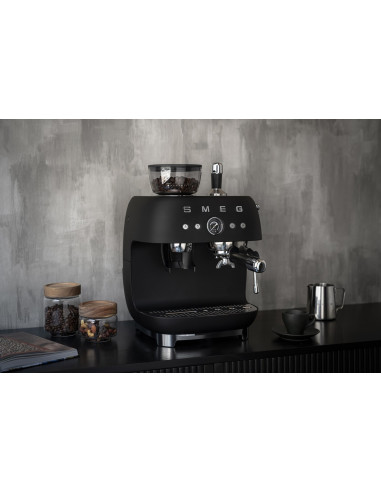 Smeg Egf03Blmeu Ekspres Do Kawy Ręczny Ekspres Do Espresso 2,4 L