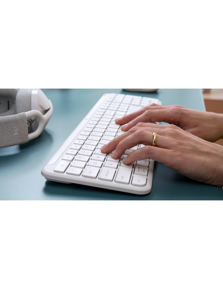 Logitech Signature Slim K950