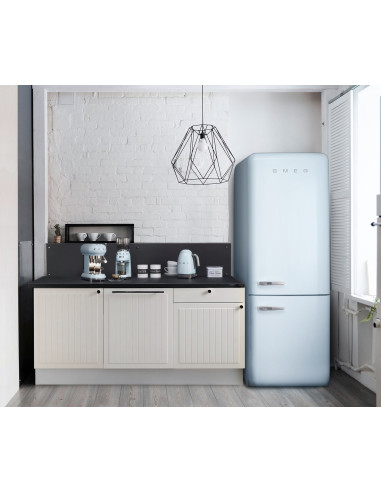 Smeg Klf04Pbeu Czajnik Elektryczny 1,7 L 2400 W Niebieski