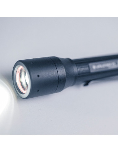 Latarka Ledlenser P5 200 Lm