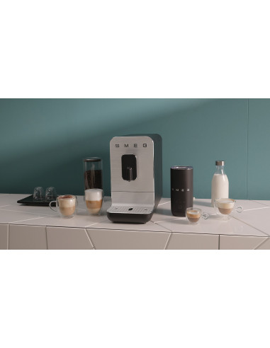 Smeg Bcc11Blmeu Ekspres Do Kawy Pełna Automatyka Ekspres Do Espresso 1,4 L