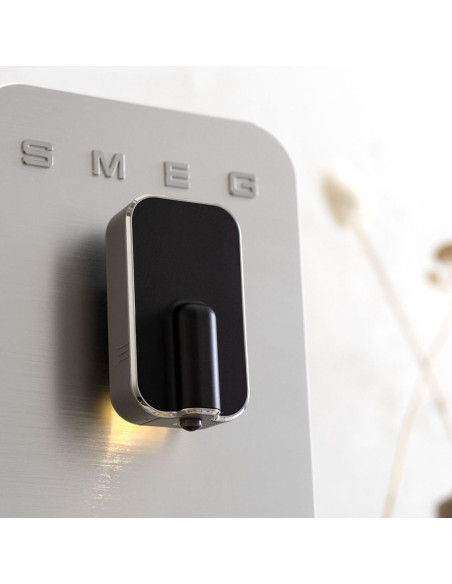 Smeg Bcc11Blmeu Ekspres Do Kawy Pełna Automatyka Ekspres Do Espresso 1,4 L