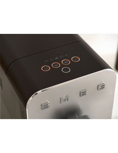Smeg Bcc11Blmeu Ekspres Do Kawy Pełna Automatyka Ekspres Do Espresso 1,4 L