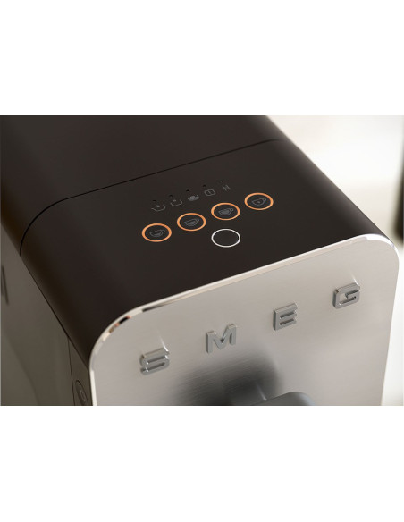 Smeg Bcc11Blmeu Ekspres Do Kawy Pełna Automatyka Ekspres Do Espresso 1,4 L