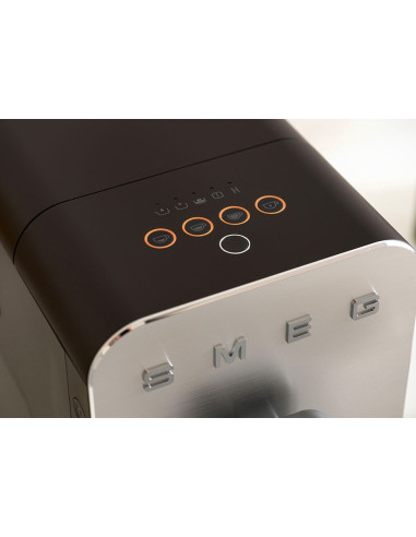 Smeg Bcc11Blmeu Ekspres Do Kawy Pełna Automatyka Ekspres Do Espresso 1,4 L