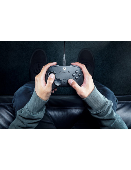 Razer Wolverine V3 Tournament Edition Czarny Usb Gamepad Analogowy Pc, Xbox Series S, Xbox Series X