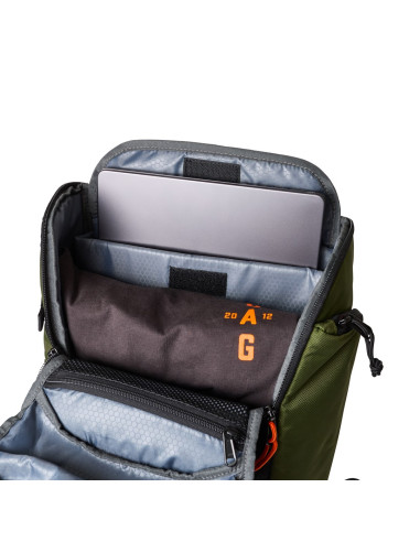 Urban Armor Gear 984174117297 Plecak Plecak Podróżny Oliwkowy, Pomarańczowy Nylon