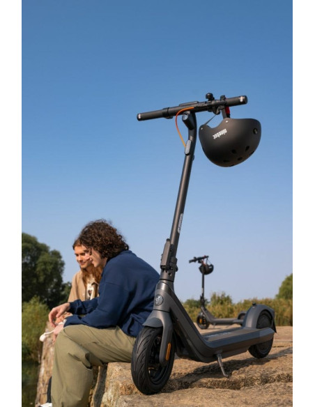 Hulajnoga Elektryczna Segway-Ninebot Kickscooter E2 Pro D