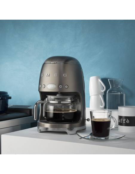 Smeg Dcf02Sseu Ekspres Do Kawy Pełna Automatyka Przelewowy Ekspres Do Kawy 1,4 L