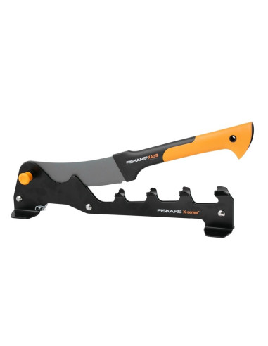Kindling Maker Wall-Mounted Fiskars