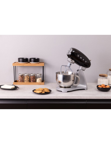 Robot Kuchenny Smeg Smf04Bleu