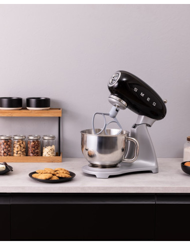 Robot Kuchenny Smeg Smf04Bleu
