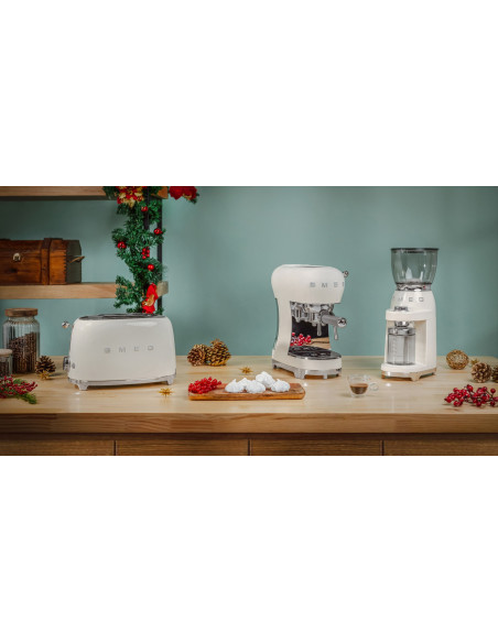 Smeg Tsf01Creu Toster 6 2 Kaw. 950 W Kremowy