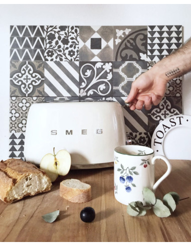 Smeg Tsf01Creu Toster 6 2 Kaw. 950 W Kremowy