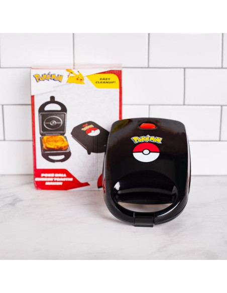 Uncanny Brands Pokémon Poké Ball Toster Czarny, Czerwony, Biały
