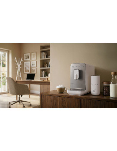 Smeg Bcc11Whmeu Ekspres Do Kawy Pełna Automatyka Ekspres Do Espresso 1,4 L