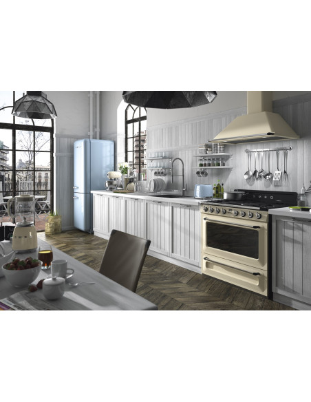 Toster Smeg Tsf01Pbeu